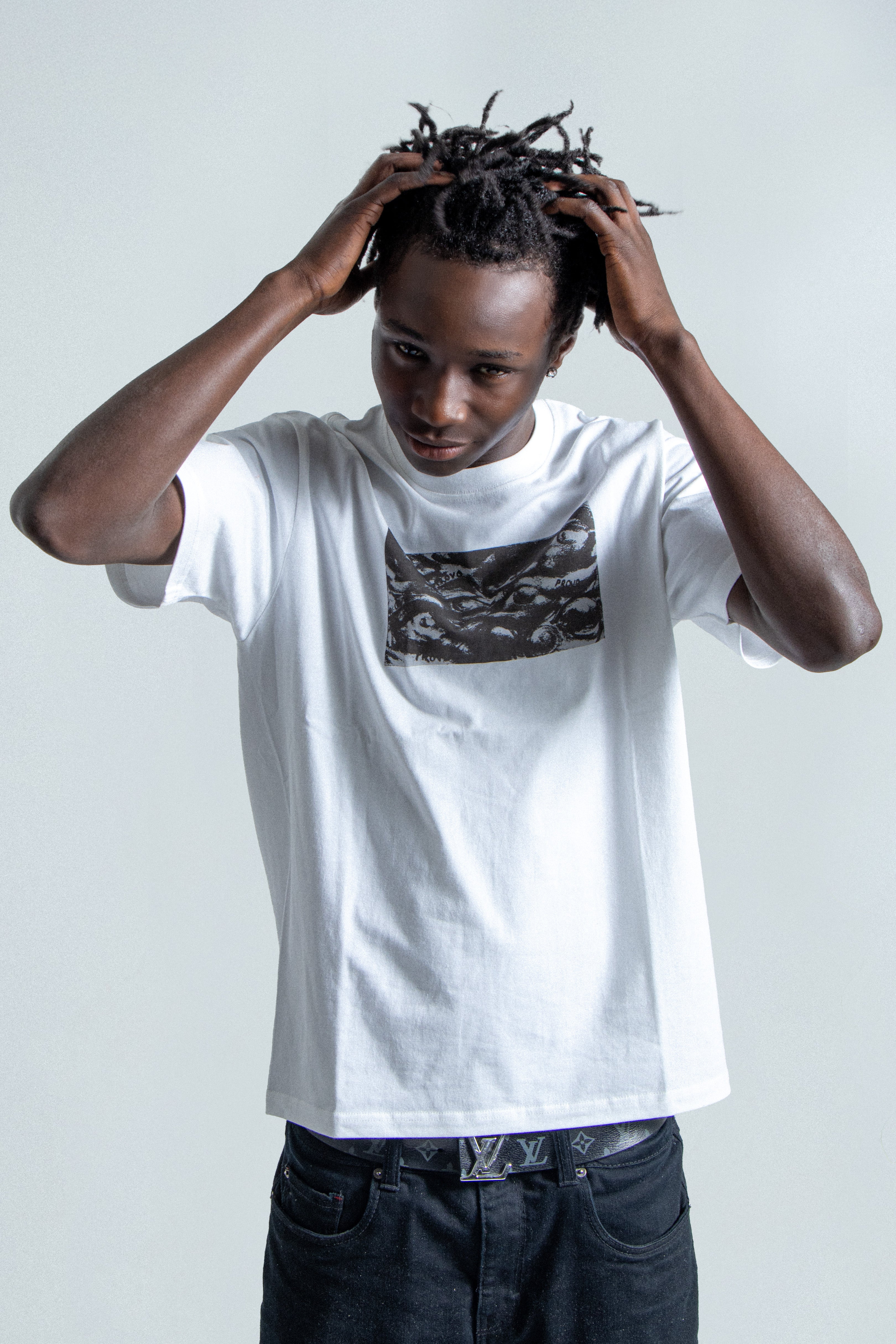 White T-Shirt "Eclipse Eyes"